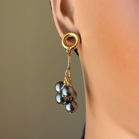 Fashion Jewelry Jewelry - Versatile Gold and Gray Cluster Dangle Earrings